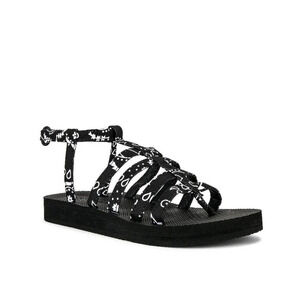 ARIZONA LOVE TREKKY FLAT SPARTIATE SANDALS IN BLACK BANDANA.    SZ: 42